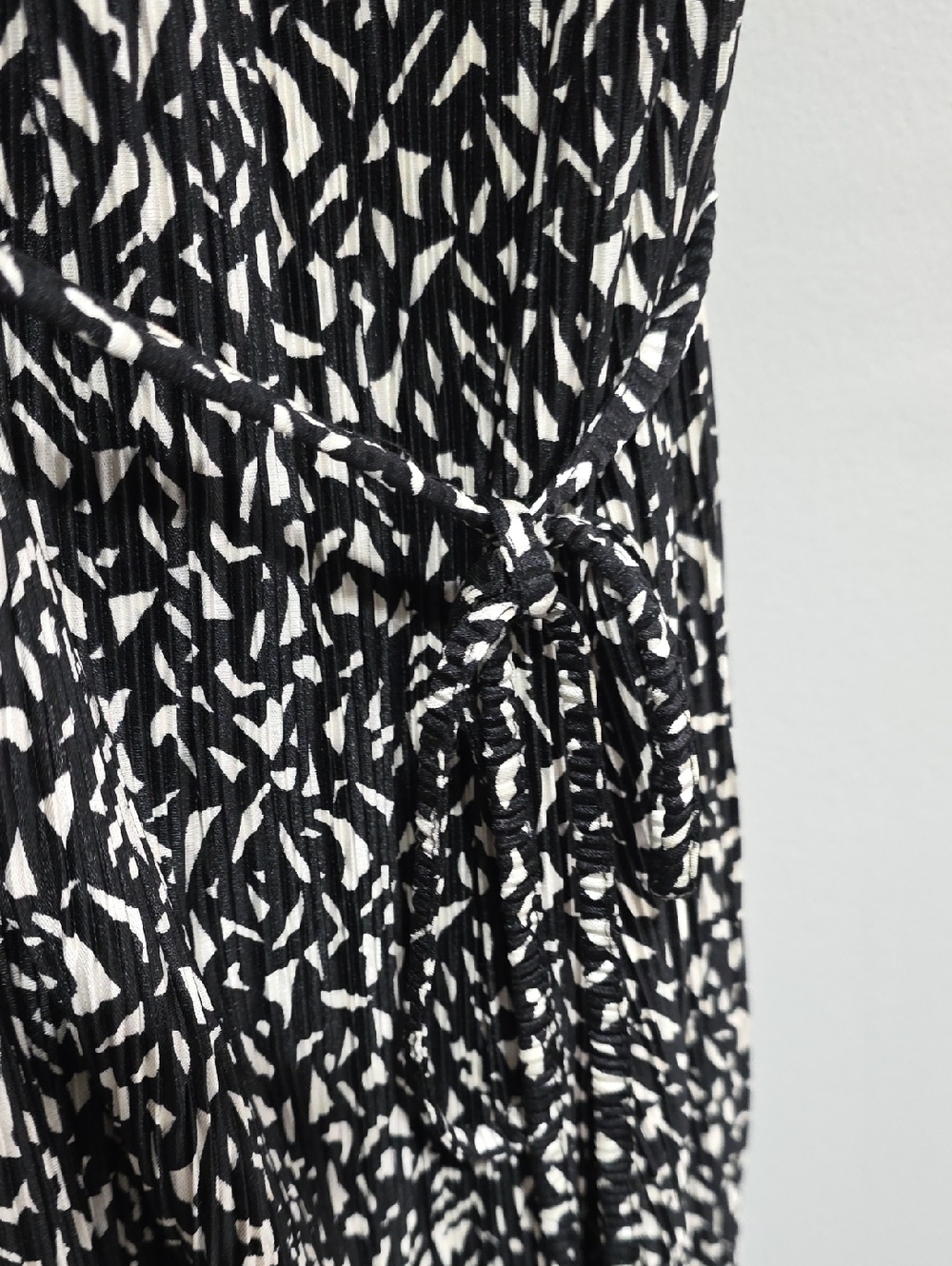 Topshop Black and White Printed Midi Slip Dress with Lace Trim Sz 8 - Picture 4 of 5
